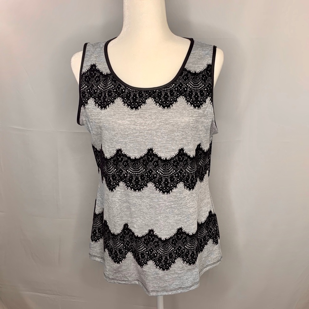 Roz & Ali Large Sleeveless Blouse